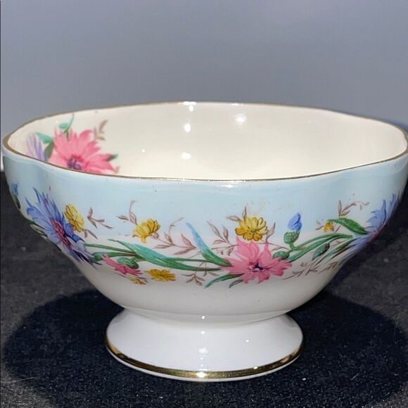 Floral Cream and Sugar Set - Picture 8 of 11